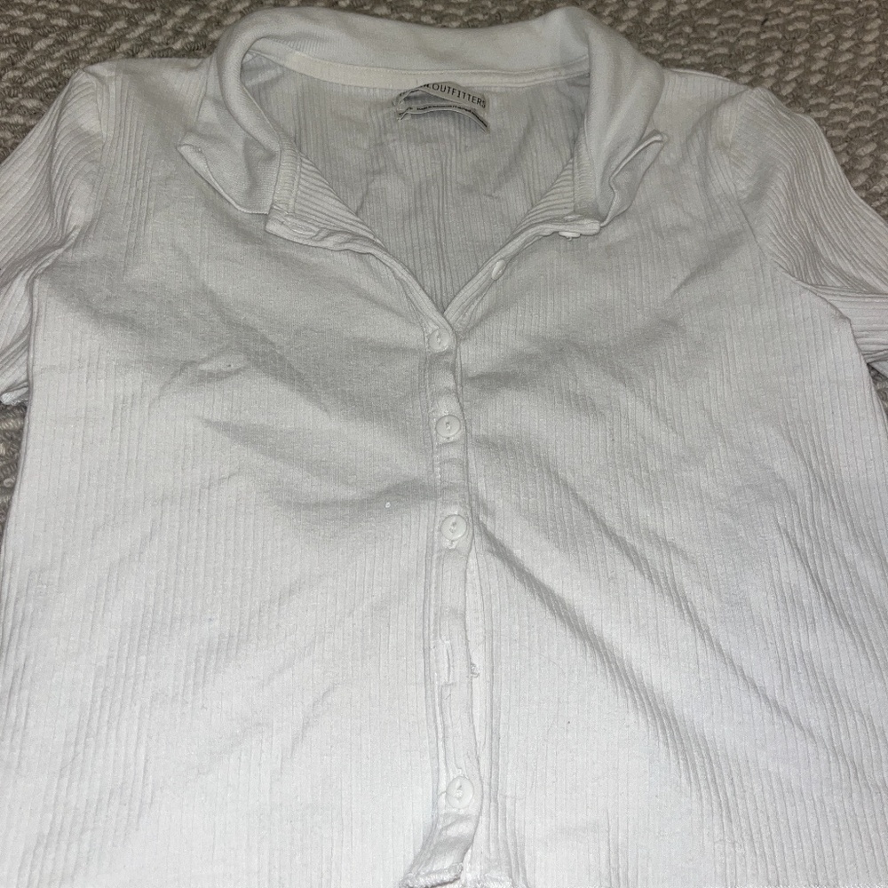 small button up top